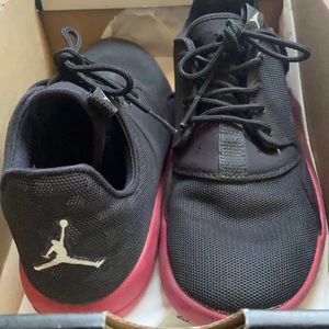 Jordan Eclipse BG. Used, good condition.